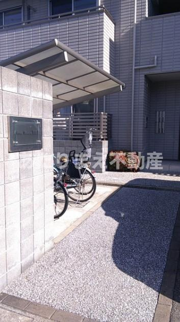 ヘーベルメゾン西都Ⅱのエントランス