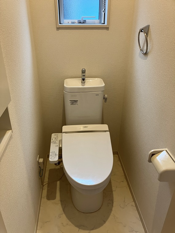 おおたかの森南戸建のトイレ