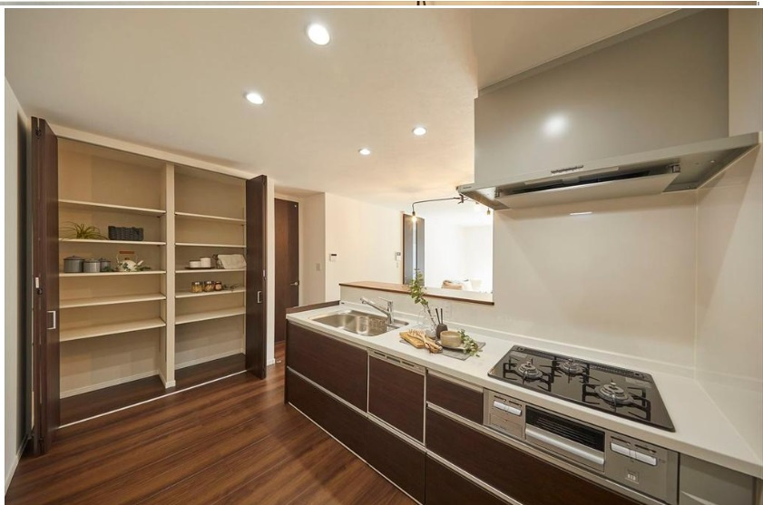 四條畷市美田町　新築戸建のキッチン