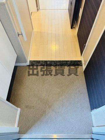 仲介手数料0円！！アトリエールの玄関