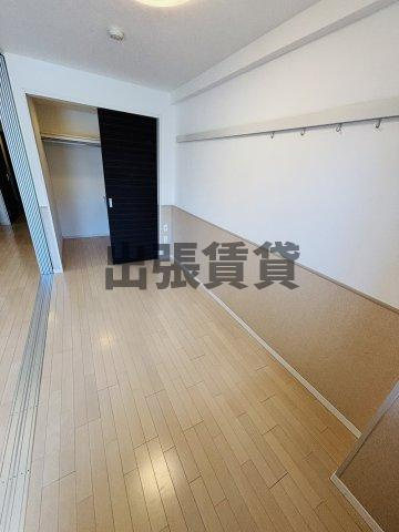 仲介手数料0円！！アトリエールの居間・リビング