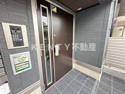 【エントランス】 | D Paina 旭町 | 清潔なエントランスです