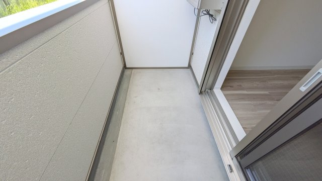 【バルコニー】