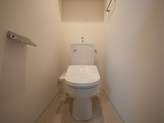 【トイレ】 | スプランディッド難波SOUTH | 落ち着いた空間のトイレです
