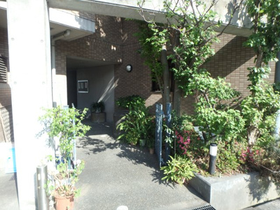 【エントランス】 | ジェンティール甲東 | エントランスです