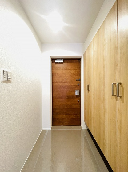 【玄関】 | アーバンパレス春日一の谷LAKE AVENUE