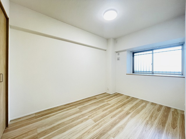 【洋室】 | アーバンパレス春日一の谷LAKE AVENUE