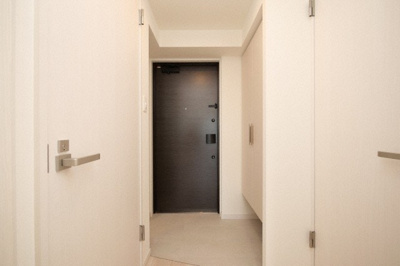 【玄関】 | シーズンフラッツ梅田NORTH