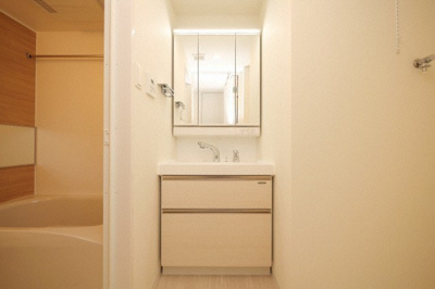 【独立洗面台】 | シーズンフラッツ梅田NORTH