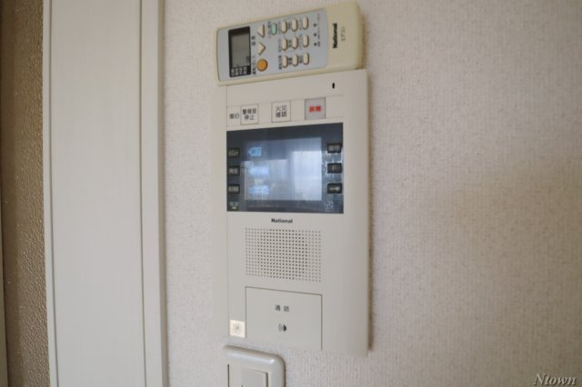 【セキュリティ】 | プレサンス新栄リミックス | モニター付きインターホンです