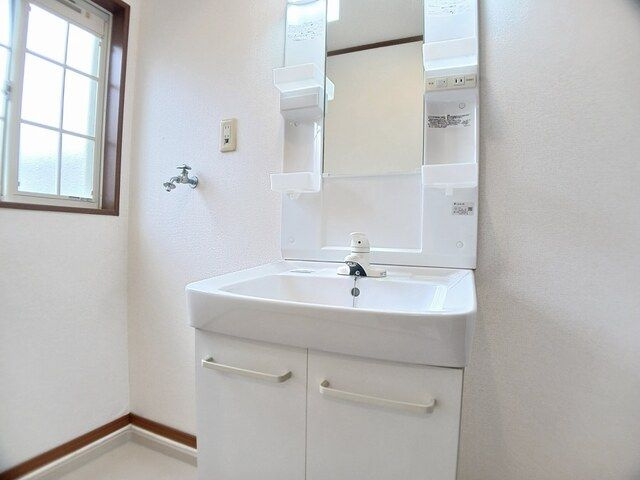 クレッシェンド　　刈谷市近郊の賃貸はクラスホームの洗面所