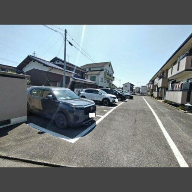モントーレ21の駐車場|駐車場です