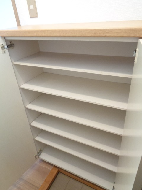 シティハイム　トリオ2の収納