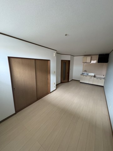 メゾンドシェルの居間・リビング