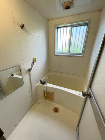 高良内コーポの浴室