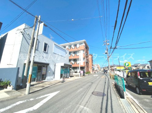 高槻市宮田町　貸店舗事務所の周辺