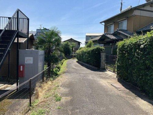 川津町　売土地の前面道路含む現地写真|前面道路含む現地写真