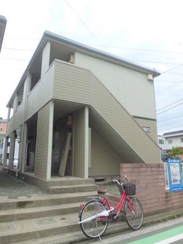 シティハイム　光１番館のロビー|道路から建物への入り口