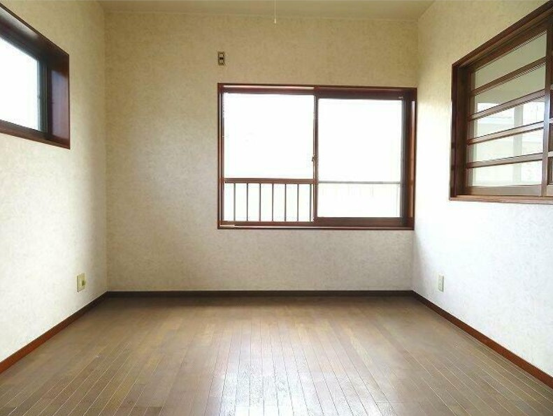 高知市横浜新町１丁目　中古一戸建ての洋室|きれいな洋室です