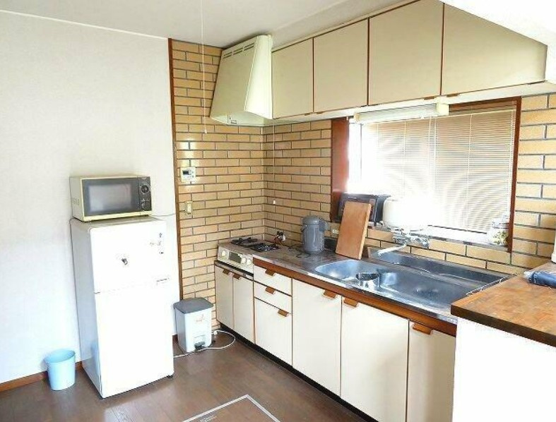 高知市横浜新町１丁目　中古一戸建てのキッチン|使いやすいキッチンです