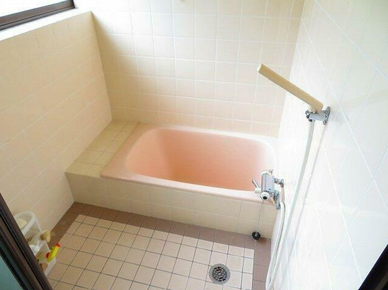 高知市横浜新町１丁目　中古一戸建ての浴室|日々の暮らしに欠かせないお風呂です