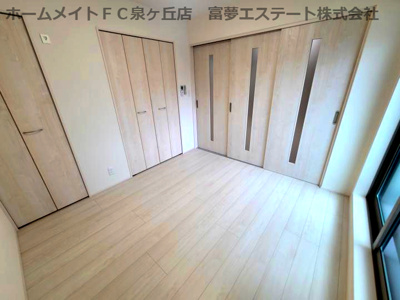 【洋室】 | ポルボロン | リビングと洋室の間仕切りを閉めたとき