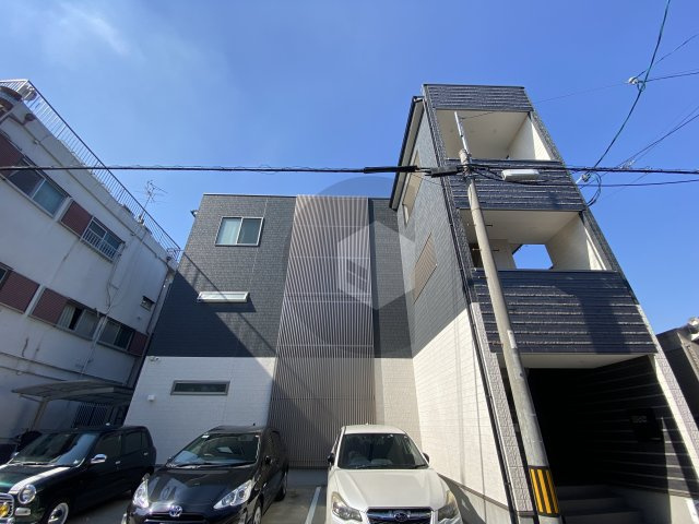 ステディ東大阪大平寺の外観