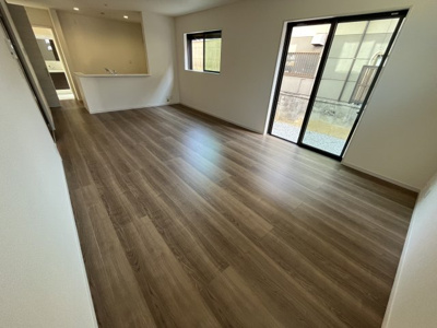 【居間・リビング】 | 【20万円ｷｬｯｼｭﾊﾞｯｸ対象物件】リーブルガーデン川西町結崎19期 全1棟 1号棟