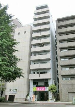 東急ドエルアルス大町の外観