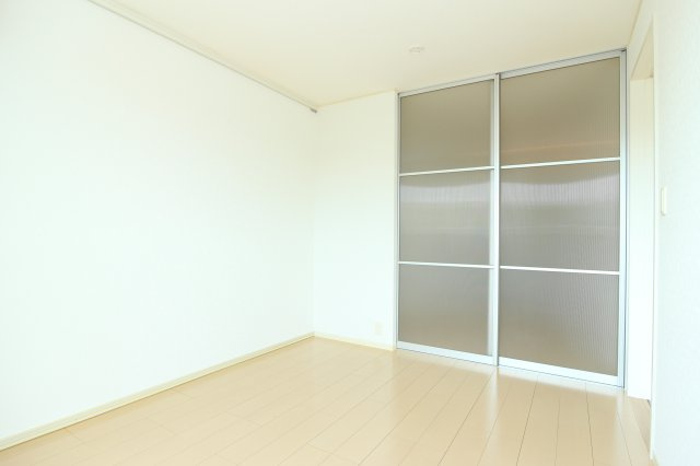 【洋室】 | マドレカーサ　Ⅰ棟