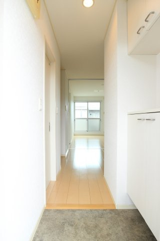 【玄関】 | マドレカーサ　Ⅰ棟