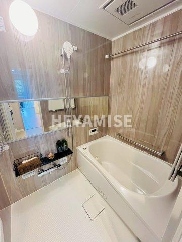 サーパス滑石の浴室