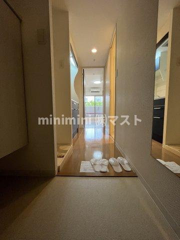 大阪市西区立売堀１丁目の賃貸マンションの玄関