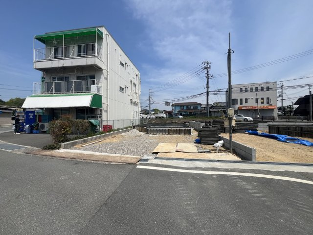 三田市第一上井沢の前面道路含む現地写真