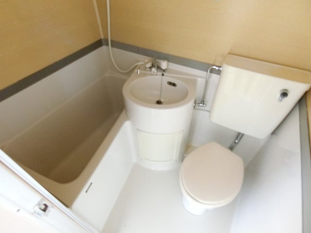 コーポハピネスの浴室