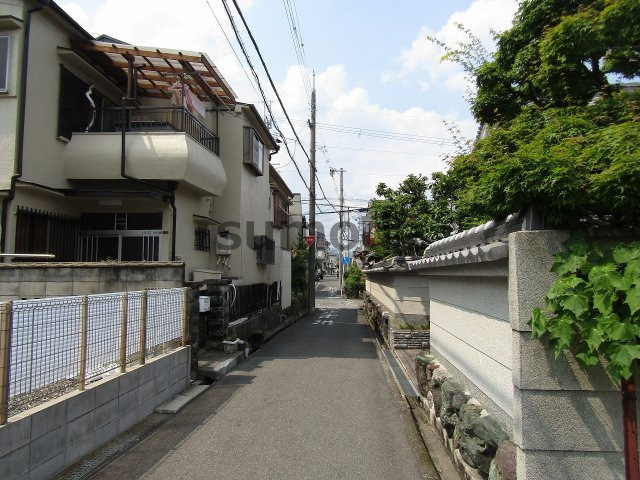 レジデンス冨山　の周辺