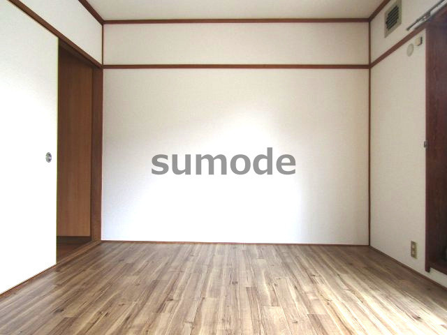 レジデンス冨山　の洋室
