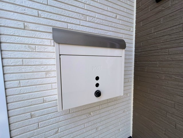 クレイドルガーデンうるま市天願 第２・3号棟のその他|レターボックスも設置