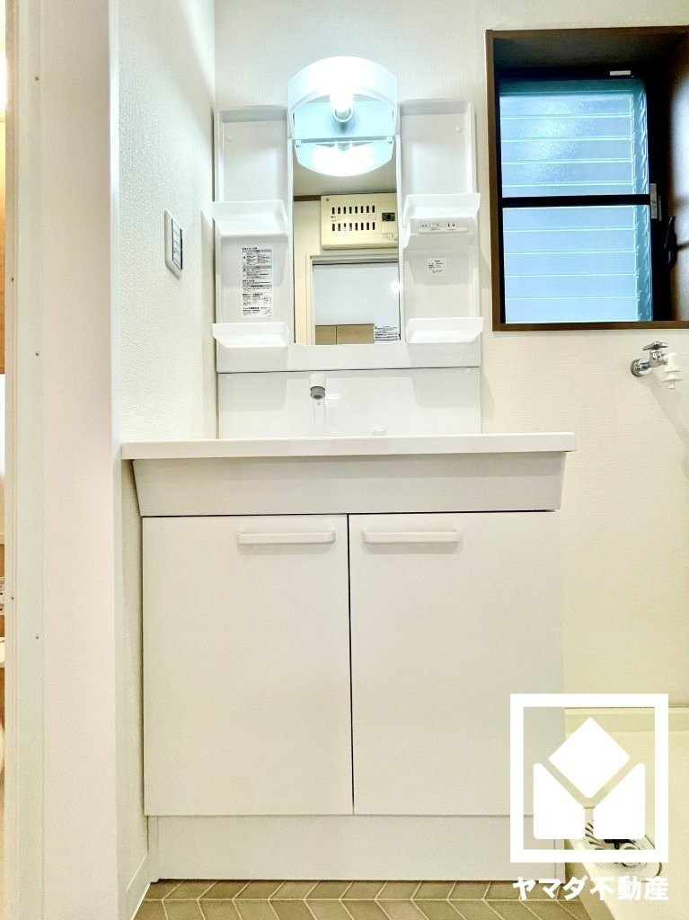 宇治市木幡檜尾の独立洗面台