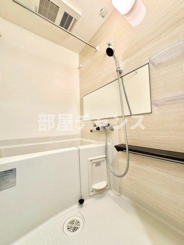 プレサンス吹上駅前エテルノの浴室