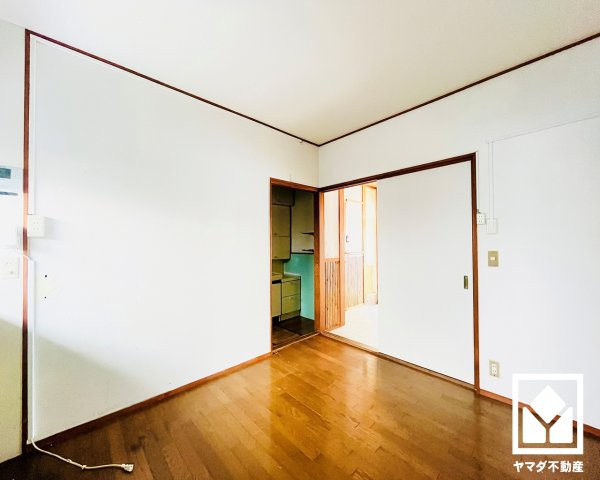 伏見区横大路松林の居間・リビング