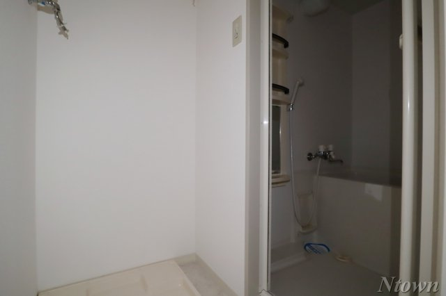 【設備】 | レジデンス名古屋千代田 | 洗濯機置き場です。