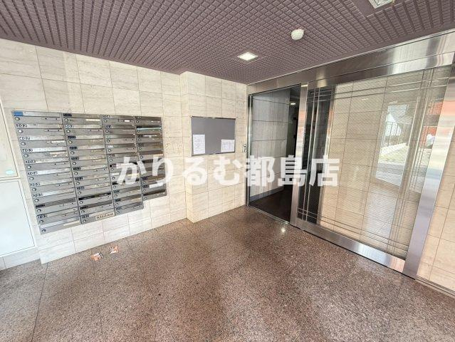 サン高倉のエントランス