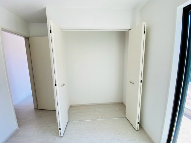 ケイアイエルデ／東区沼山津1期／１号棟の収納|大きめのクローゼット。どう活かすかはあなた次第。