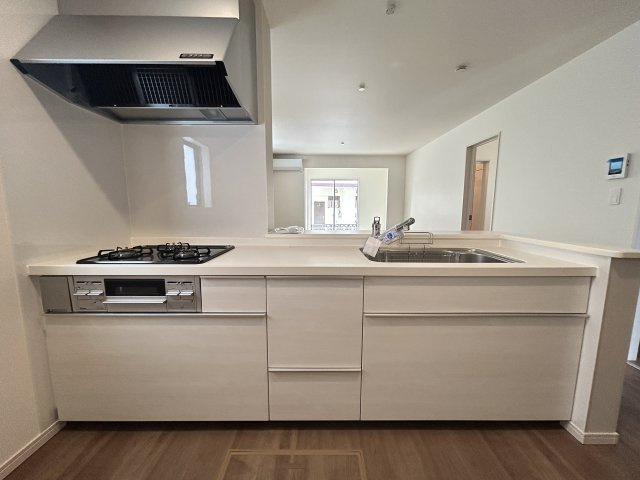 LG沖縄市南桃原　3号棟　＼☆ご成約時５０万円キャッシュバック☆／のキッチン