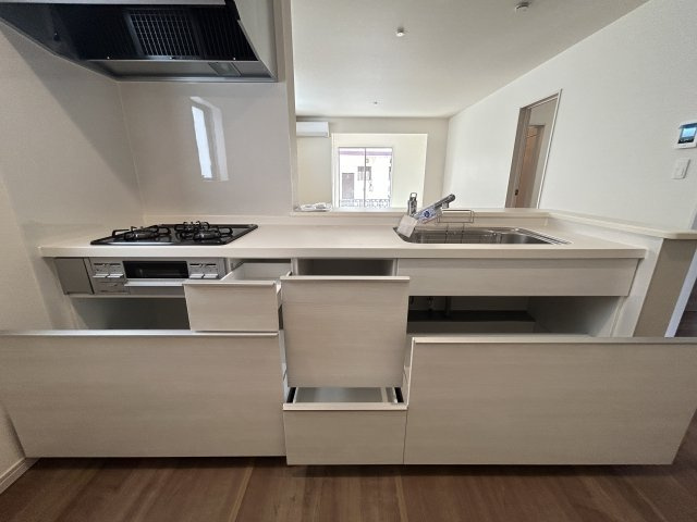 LG沖縄市南桃原　3号棟　＼☆ご成約時５０万円キャッシュバック☆／のキッチン