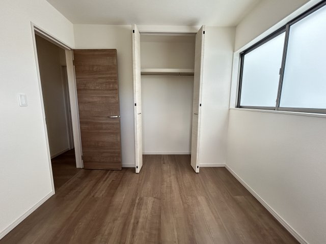 LG沖縄市南桃原　3号棟　＼☆ご成約時５０万円キャッシュバック☆／の洋室