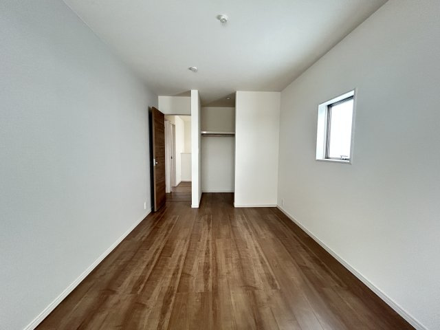 LG沖縄市南桃原　3号棟　＼☆ご成約時５０万円キャッシュバック☆／の洋室