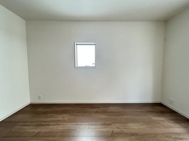 LG沖縄市南桃原　3号棟　＼☆ご成約時５０万円キャッシュバック☆／の洋室