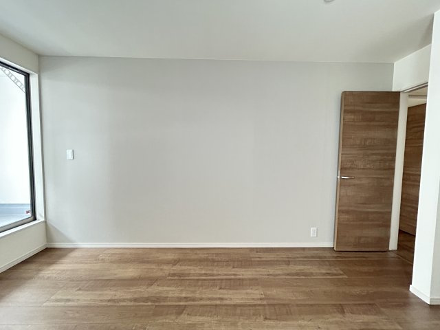 LG沖縄市南桃原　3号棟　＼☆ご成約時５０万円キャッシュバック☆／の洋室